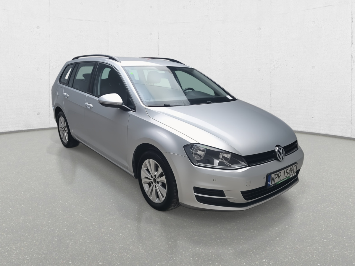 VOLKSWAGEN GOLF KOMBI - Autó: 2 kép. VOLKSWAGEN GOLF KOMBI - Autó: 2 kép.