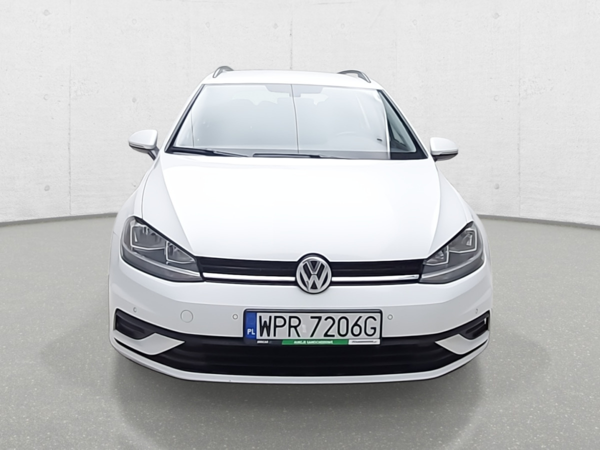 VOLKSWAGEN GOLF KOMBI - Autó: 3 kép. VOLKSWAGEN GOLF KOMBI - Autó: 3 kép.