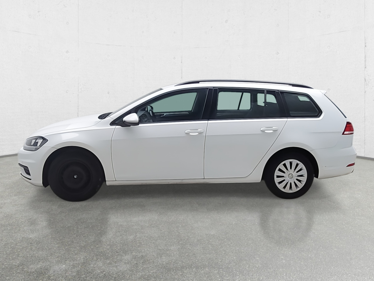 VOLKSWAGEN GOLF KOMBI - Autó: 5 kép. VOLKSWAGEN GOLF KOMBI - Autó: 5 kép.