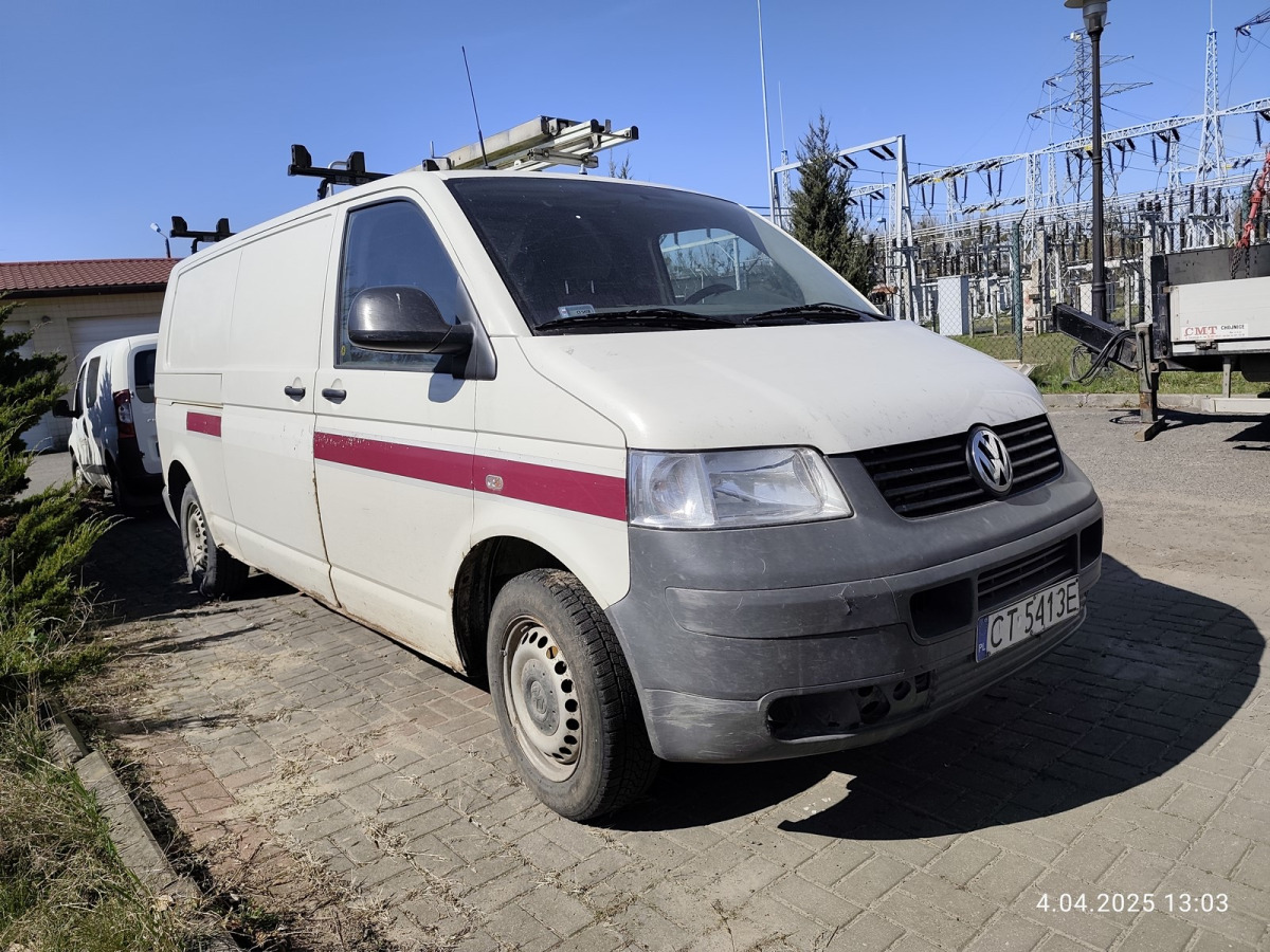 VOLKSWAGEN TRANSPORTER FURGON BLASZAK - Furgon: 1 kép. VOLKSWAGEN TRANSPORTER FURGON BLASZAK - Furgon: 1 kép.