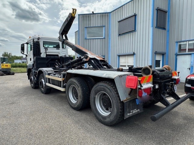 MAN TGS 35440 - Horgos rakodó teherautó: 3 kép. MAN TGS 35440 - Horgos rakodó teherautó: 3 kép.