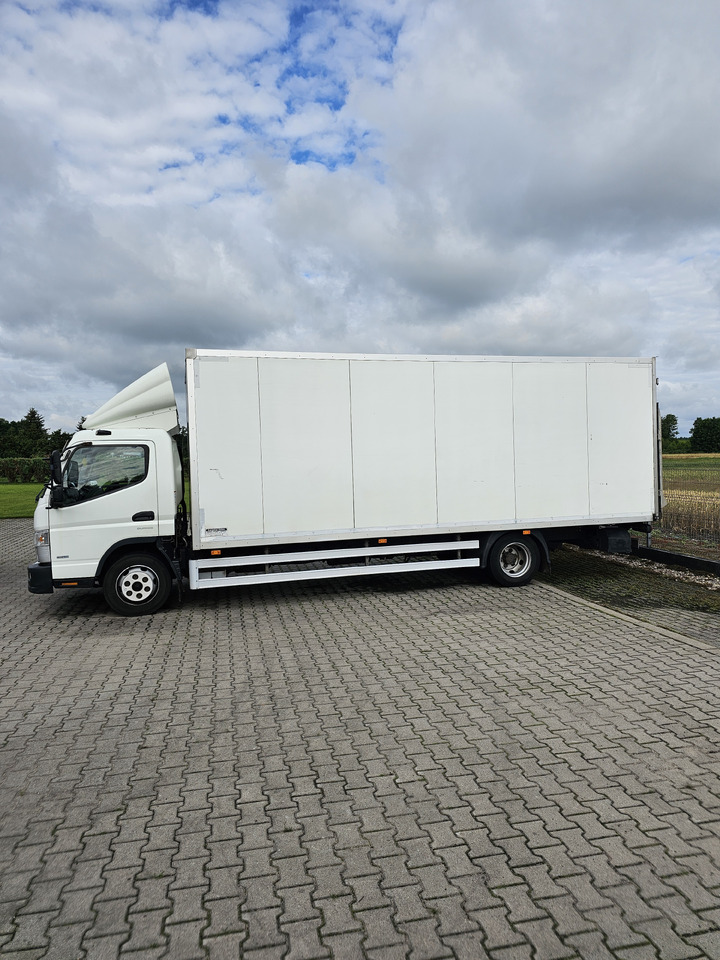 FUSO 9C18 - Hőszigetelt teherautó: 2 kép. FUSO 9C18 - Hőszigetelt teherautó: 2 kép.