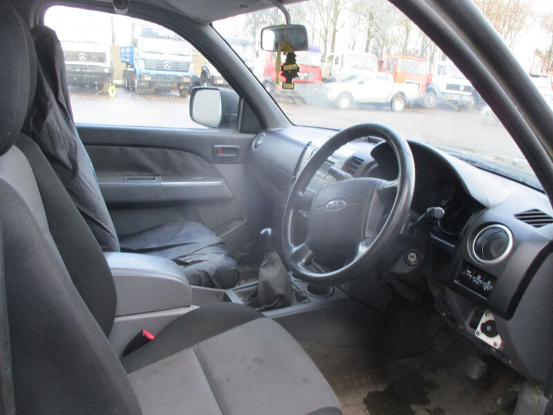 Autó Ford Ranger 3.0 TDCi , 4x4 pickup , Right Hand Drive , Manual , Airco, NO REGISTRATION: 13 kép.