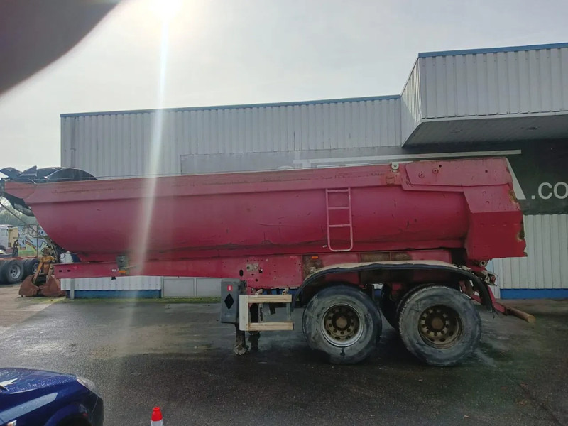 Kaiser 2 Axle , 8 Tyres , Steel tipper trailer - Félpótkocsi billenőplatós: 2 kép. Kaiser 2 Axle , 8 Tyres , Steel tipper trailer - Félpótkocsi billenőplatós: 2 kép.