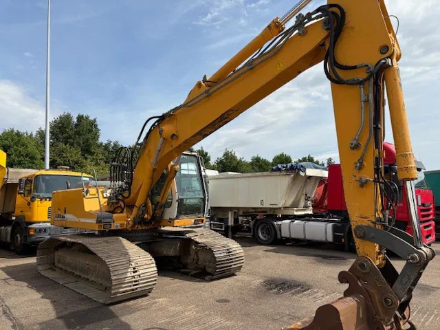 Liebherr R914 B HDSL - Lánctalpas kotró: 4 kép. Liebherr R914 B HDSL - Lánctalpas kotró: 4 kép.