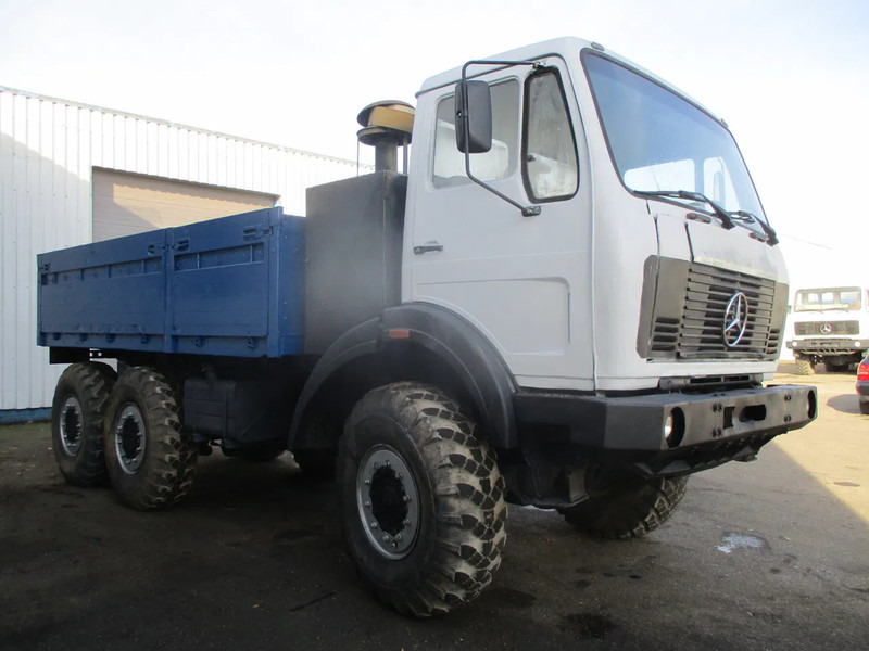 Mercedes-Benz FAP 2026 , V8 , 6x6 , ZF Manual , Spring suspension, Ex - Platós teherautó: 4 kép. Mercedes-Benz FAP 2026 , V8 , 6x6 , ZF Manual , Spring suspension, Ex - Platós teherautó: 4 kép.
