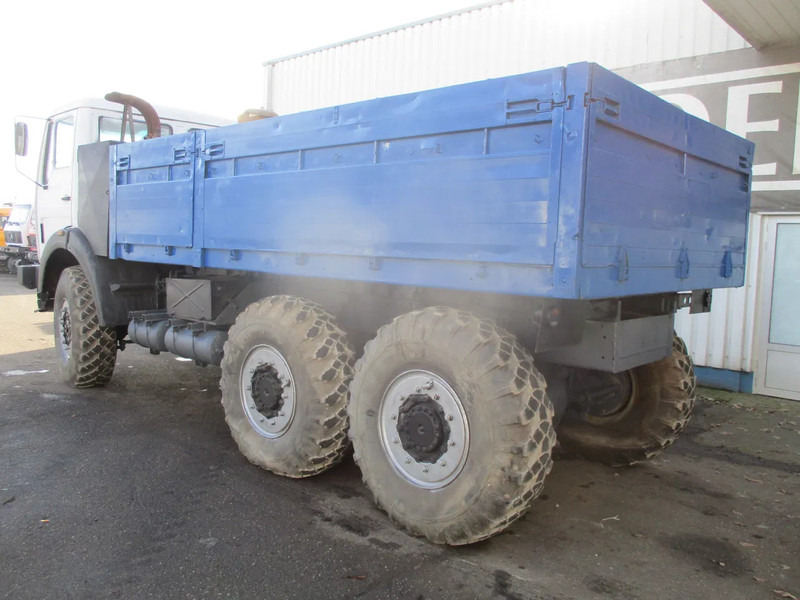 Mercedes-Benz FAP 2026 , V8 , 6x6 , ZF Manual , Spring suspension, Ex - Platós teherautó: 5 kép. Mercedes-Benz FAP 2026 , V8 , 6x6 , ZF Manual , Spring suspension, Ex - Platós teherautó: 5 kép.