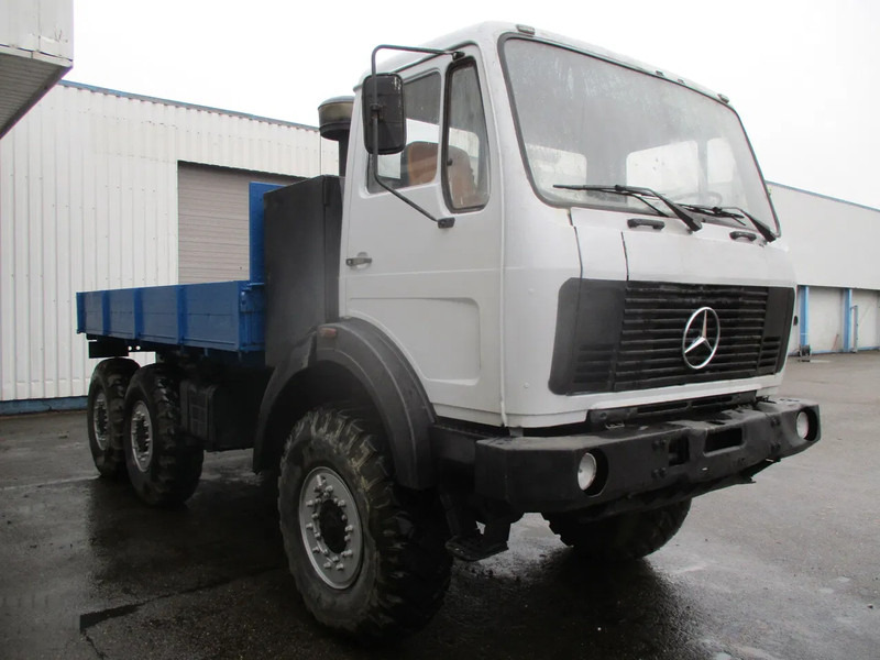 Mercedes-Benz FAP 2026 , V8 , 6x6 , ZF Manual , Spring suspension , Ex - Platós teherautó: 4 kép. Mercedes-Benz FAP 2026 , V8 , 6x6 , ZF Manual , Spring suspension , Ex - Platós teherautó: 4 kép.
