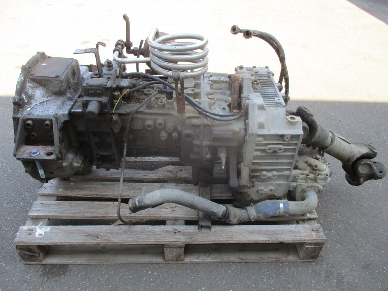 Mercedes-Benz Mercedes ZF gearbox with intarder - Sebességváltó - Teherautó: 3 kép. Mercedes-Benz Mercedes ZF gearbox with intarder - Sebességváltó - Teherautó: 3 kép.