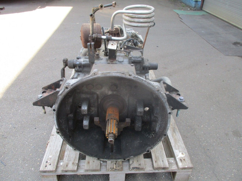 Mercedes-Benz Mercedes ZF gearbox with intarder - Sebességváltó - Teherautó: 4 kép. Mercedes-Benz Mercedes ZF gearbox with intarder - Sebességváltó - Teherautó: 4 kép.