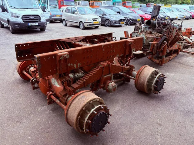Mercedes-Benz OM402 Engine with ZF gearbox and 6X6 ZF Axles , 3x available Complete set - Motor: 3 kép. Mercedes-Benz OM402 Engine with ZF gearbox and 6X6 ZF Axles , 3x available Complete set - Motor: 3 kép.