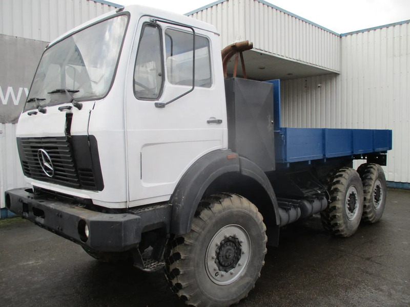 Mercedes-Benz SK FAP 2026 , V8 , 6x6 , ZF Manual , Spring suspension , EX - Platós teherautó: 1 kép. Mercedes-Benz SK FAP 2026 , V8 , 6x6 , ZF Manual , Spring suspension , EX - Platós teherautó: 1 kép.