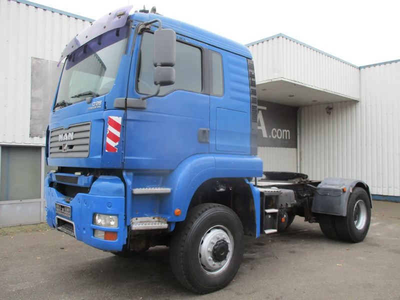 MAN TGA 18.480 /S , 4x4 , ZF Manual , Intarder , Airco - Nyergesvontató: 1 kép. MAN TGA 18.480 /S , 4x4 , ZF Manual , Intarder , Airco - Nyergesvontató: 1 kép.
