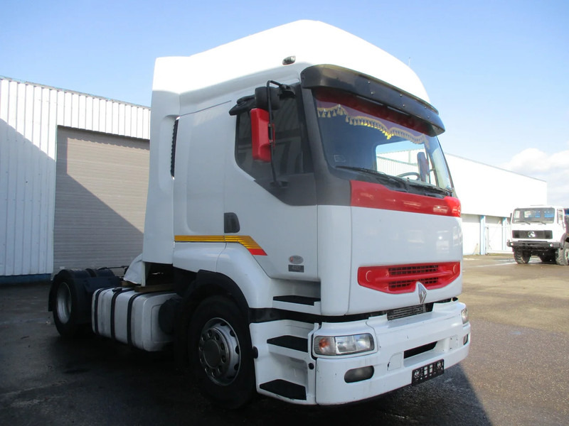 Renault Premium 420 DCI , ZF Manual , Airco - Nyergesvontató: 4 kép. Renault Premium 420 DCI , ZF Manual , Airco - Nyergesvontató: 4 kép.