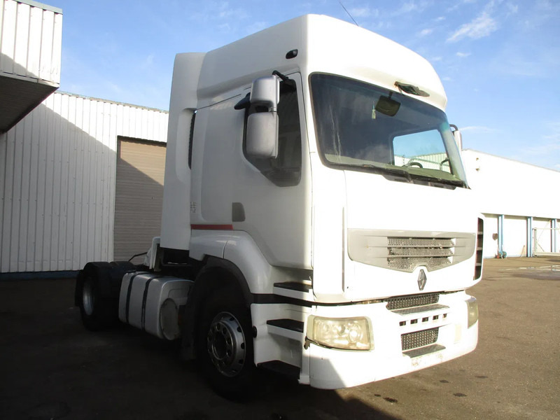 Renault Premium 440 DXI , Manual Gearbox , Airco - Nyergesvontató: 4 kép. Renault Premium 440 DXI , Manual Gearbox , Airco - Nyergesvontató: 4 kép.