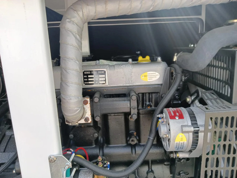 Plus Power GF2 -30 , New Diesel generator , 30 KVA , 3 Phase - Áramfejlesztő: 4 kép. Plus Power GF2 -30 , New Diesel generator , 30 KVA , 3 Phase - Áramfejlesztő: 4 kép.