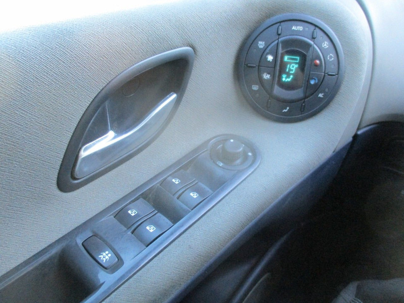 Autó Renault Espace 2.0 16V , Airco: 15 kép.