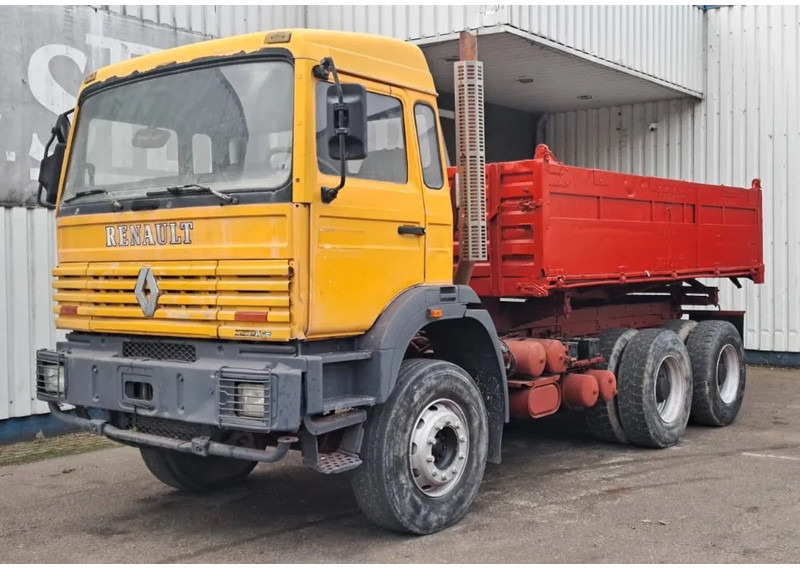Renault G 300.26 , Manager , 6x4 , 3 Way-Tipper , Spring Suspension , Manual - Billenőplatós teherautó: 1 kép. Renault G 300.26 , Manager , 6x4 , 3 Way-Tipper , Spring Suspension , Manual - Billenőplatós teherautó: 1 kép.
