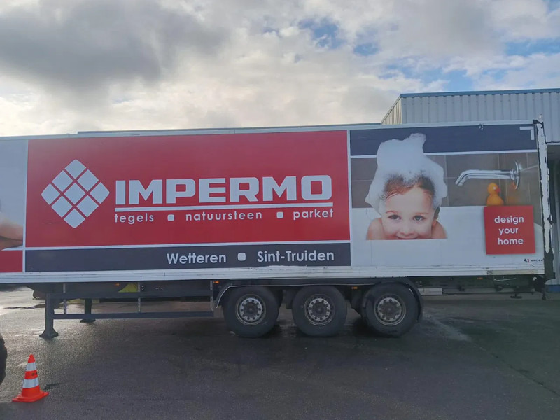 SYSTEM TRAILER 3 Axle SAF , Box Trailer - Félpótkocsi dobozos: 4 kép. SYSTEM TRAILER 3 Axle SAF , Box Trailer - Félpótkocsi dobozos: 4 kép.