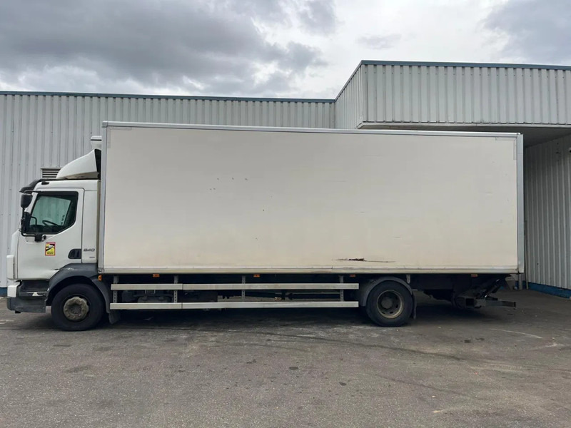 Volvo FL 12-240 , Fridge truck , Carrier Viento - Hűtős teherautó: 2 kép. Volvo FL 12-240 , Fridge truck , Carrier Viento - Hűtős teherautó: 2 kép.