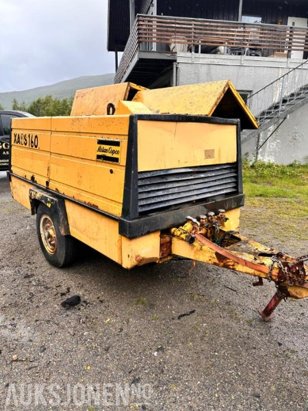 1900 Atlas Copco 160 XASS kompressor - Építőipari berendezések: 1 kép. 1900 Atlas Copco 160 XASS kompressor - Építőipari berendezések: 1 kép.