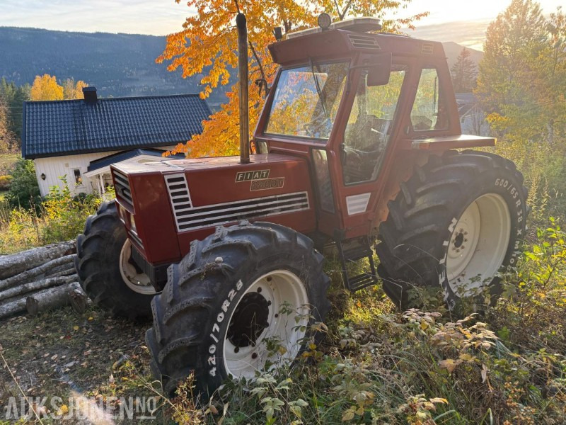1980 Fiat 880 m/Turbo, nylig oppusset - Traktor: 1 kép. 1980 Fiat 880 m/Turbo, nylig oppusset - Traktor: 1 kép.