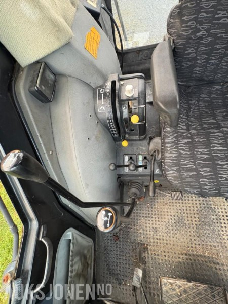 Traktor 1993 CASE IH 845XL - mva fri traktor: 12 kép. Traktor 1993 CASE IH 845XL - mva fri traktor: 12 kép.