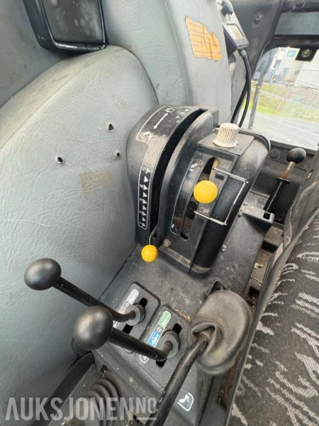 Traktor 1993 CASE IH 845XL - mva fri traktor: 13 kép. Traktor 1993 CASE IH 845XL - mva fri traktor: 13 kép.