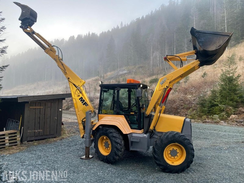 1995 TRAKTORGRAVER - MF 965 FERMEC MVA FRI - Kotrórakodó: 4 kép. 1995 TRAKTORGRAVER - MF 965 FERMEC MVA FRI - Kotrórakodó: 4 kép.