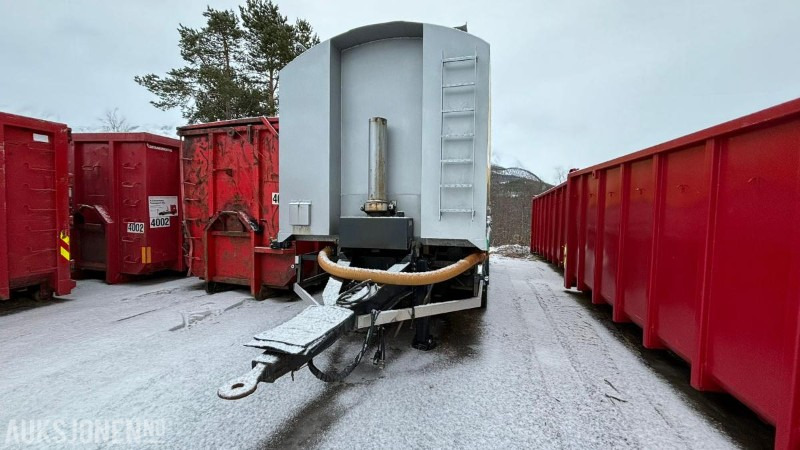 1996 ATKA RSP 24 trippelkjerre med Hillevåg tipp bulktank 6 kammers - Tartályos pótkocsi: 3 kép. 1996 ATKA RSP 24 trippelkjerre med Hillevåg tipp bulktank 6 kammers - Tartályos pótkocsi: 3 kép.