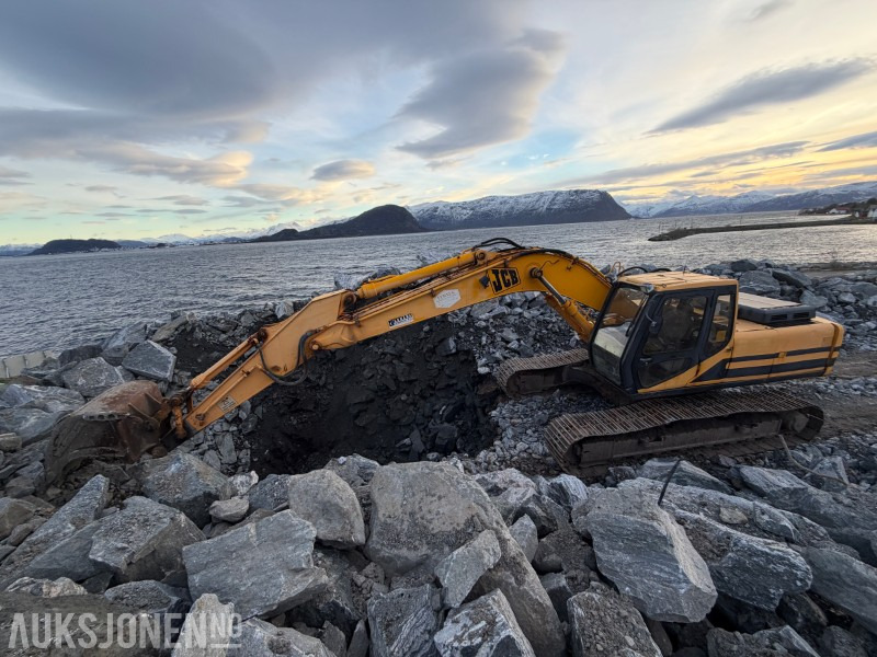 1996 JCB JS200LC - 20 tonns gravemaskin med graveskuffe - Kotrógép: 2 kép. 1996 JCB JS200LC - 20 tonns gravemaskin med graveskuffe - Kotrógép: 2 kép.