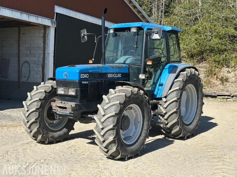 1998 New Holland 8340 SLE - Traktor - Traktor: 1 kép. 1998 New Holland 8340 SLE - Traktor - Traktor: 1 kép.