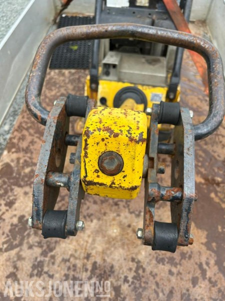 1998 Wacker Neuson DPU 6055 - Henger: 4 kép. 1998 Wacker Neuson DPU 6055 - Henger: 4 kép.