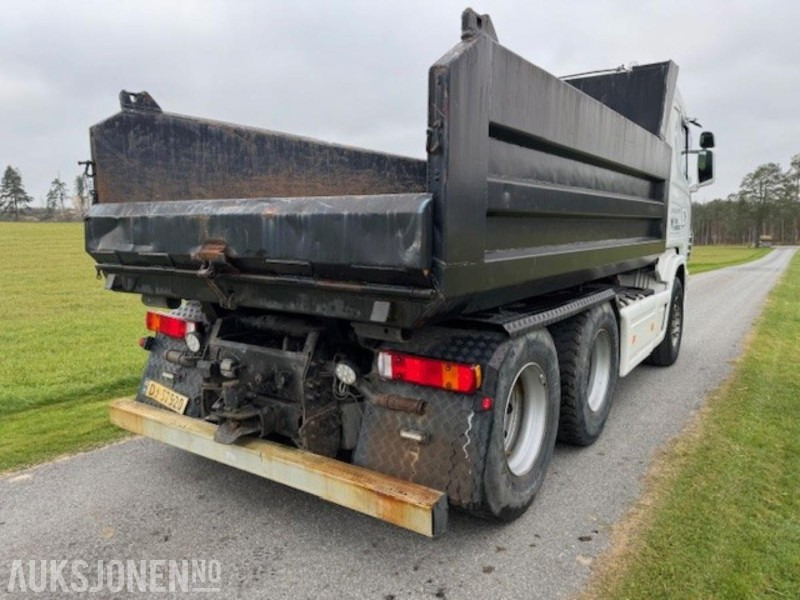 1999 Scania 144G TIPPBIL - Billenőplatós teherautó: 3 kép. 1999 Scania 144G TIPPBIL - Billenőplatós teherautó: 3 kép.