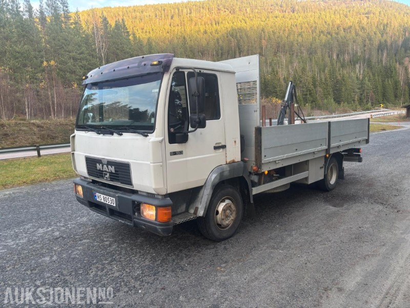 2000 MAN 8.163 LLC MED HIAB KRAN - Darus autó: 1 kép. 2000 MAN 8.163 LLC MED HIAB KRAN - Darus autó: 1 kép.