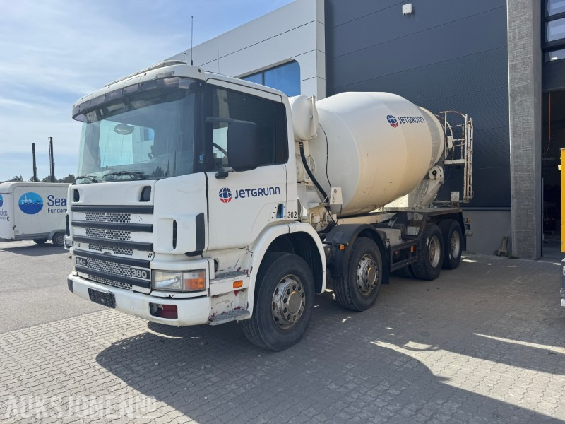 2000 Scania P-serie Betongbil P114CB 8X4 - Betonmixer: 1 kép. 2000 Scania P-serie Betongbil P114CB 8X4 - Betonmixer: 1 kép.