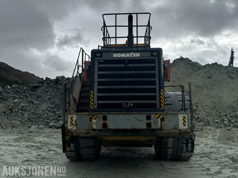 2003 Komatsu WA800-3 Hjullaster - Gumikerekes homlokrakodó: 4 kép. 2003 Komatsu WA800-3 Hjullaster - Gumikerekes homlokrakodó: 4 kép.
