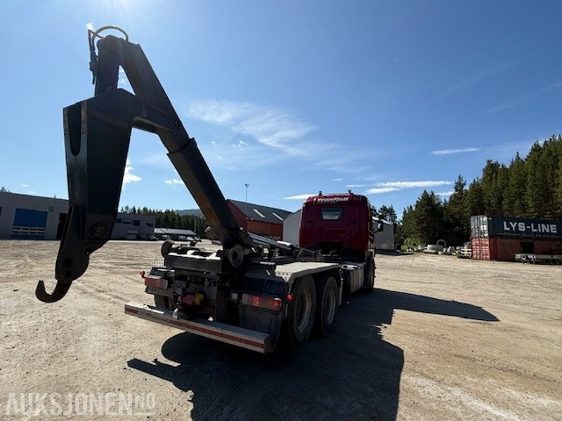 2004 Scania R-serie krokbil med multilift hlz26m krok - Horgos rakodó teherautó: 5 kép. 2004 Scania R-serie krokbil med multilift hlz26m krok - Horgos rakodó teherautó: 5 kép.