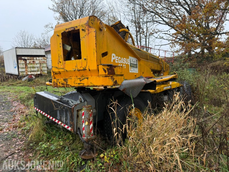 2005 Dieci Pegasus 45.21 Teleskoptruck / vinsj / kurv - delemaskin - Teleszkópos rakodó: 5 kép. 2005 Dieci Pegasus 45.21 Teleskoptruck / vinsj / kurv - delemaskin - Teleszkópos rakodó: 5 kép.