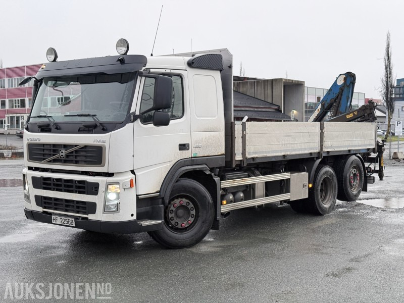 2005 Volvo FM12 420 6x2 kranbil med PM Series 8 kran - Darus autó: 1 kép. 2005 Volvo FM12 420 6x2 kranbil med PM Series 8 kran - Darus autó: 1 kép.