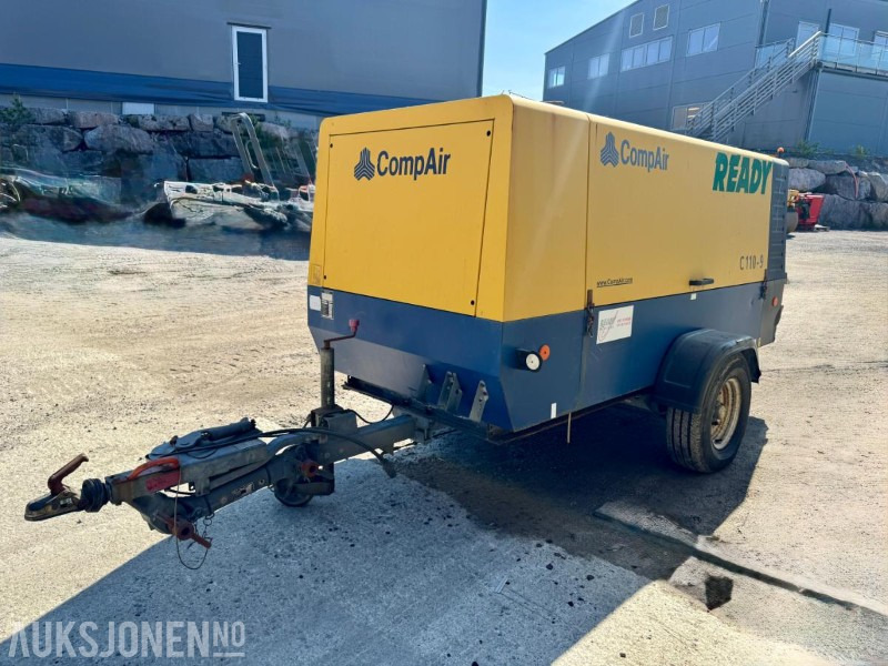 2006 CompAir DLT1302 - Kompressor - Timer: 2529 - Építőipari berendezések: 1 kép. 2006 CompAir DLT1302 - Kompressor - Timer: 2529 - Építőipari berendezések: 1 kép.
