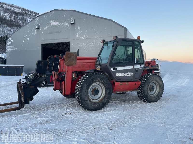 2006 Manitou MT 1740 SLT Teleskoptruck, mye utstyr, og kun 5885 timer - Teleszkópos rakodó: 2 kép. 2006 Manitou MT 1740 SLT Teleskoptruck, mye utstyr, og kun 5885 timer - Teleszkópos rakodó: 2 kép.