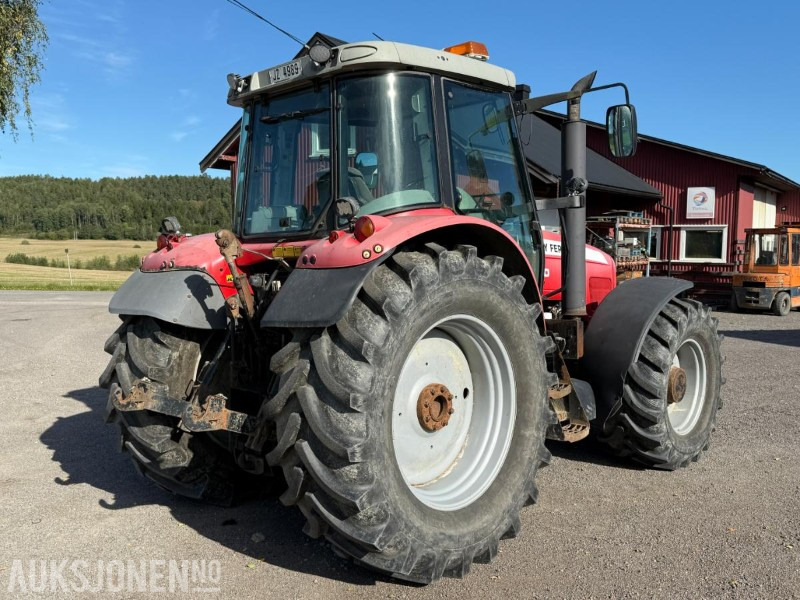 2006 Massey Ferguson 6480 - Traktor: 5 kép. 2006 Massey Ferguson 6480 - Traktor: 5 kép.