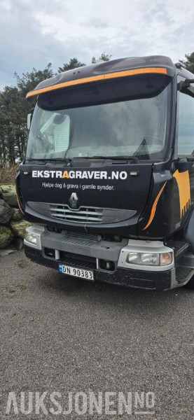 2006 Renault MIDLIUM lastebil med plan - Tűzoltóautó: 2 kép. 2006 Renault MIDLIUM lastebil med plan - Tűzoltóautó: 2 kép.