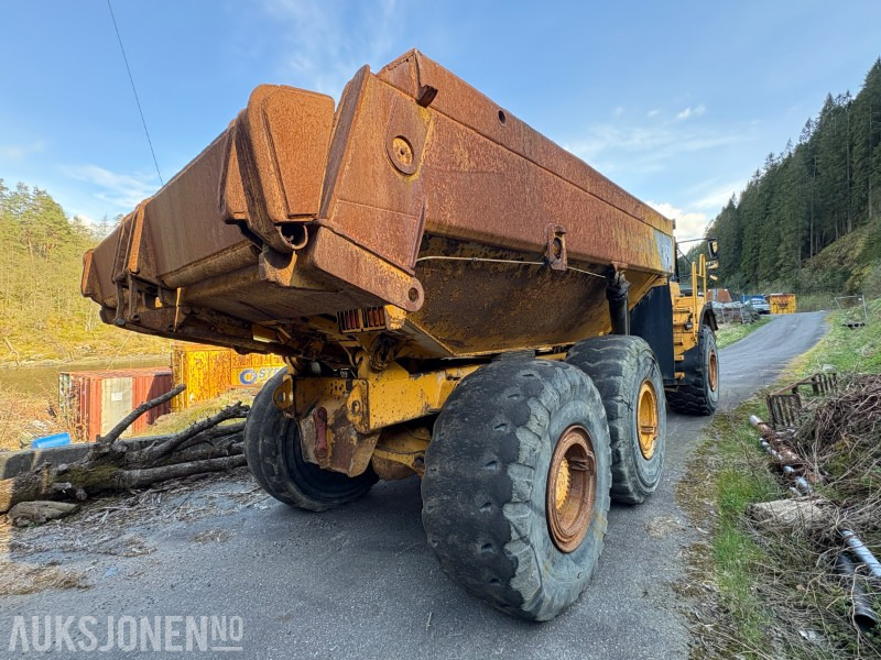2006 mod Volvo A35D - sorte skilter - 18 182 timer - 89 085 km - Dömper: 3 kép. 2006 mod Volvo A35D - sorte skilter - 18 182 timer - 89 085 km - Dömper: 3 kép.