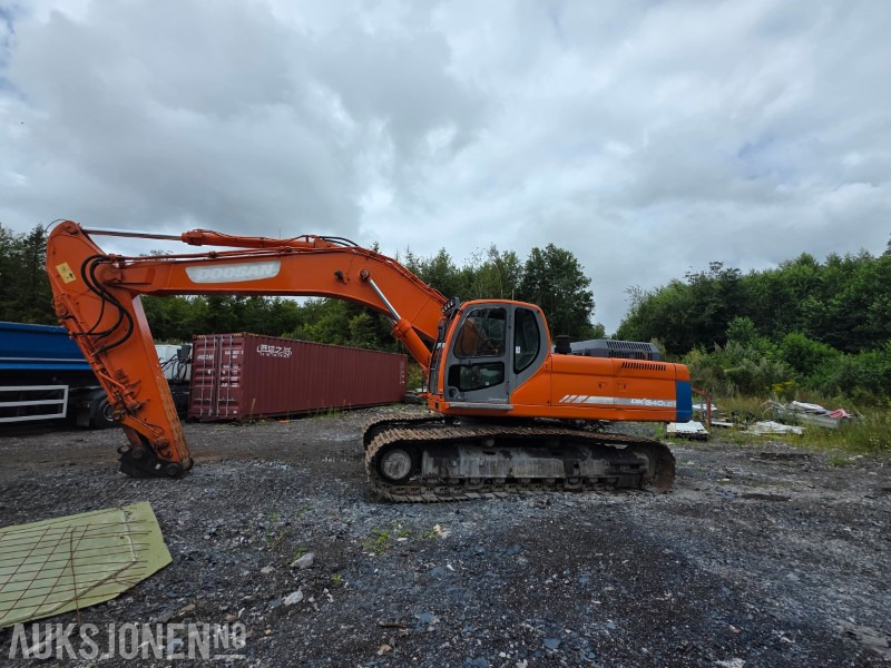 2007 Doosan DX340lc Beltegraver - S70 - 11312 arbeidstimer - - Kotrógép: 3 kép. 2007 Doosan DX340lc Beltegraver - S70 - 11312 arbeidstimer - - Kotrógép: 3 kép.