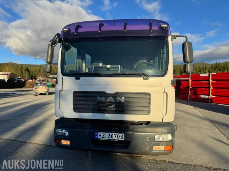 2007 MAN TGL 8.180 4X2 LINJEBIL MED KRAN OG MASSE UTSTYR - Darus autó: 3 kép. 2007 MAN TGL 8.180 4X2 LINJEBIL MED KRAN OG MASSE UTSTYR - Darus autó: 3 kép.