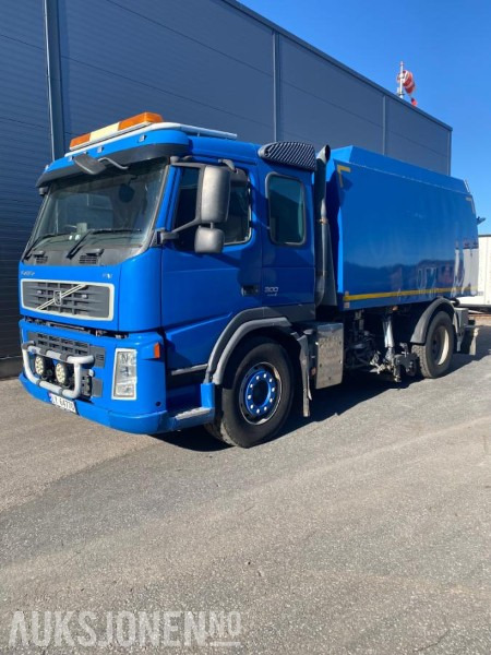 2008 Volvo FM300 4X2 VX 800 Beam Feiebil - Utcaseprő gép: 1 kép. 2008 Volvo FM300 4X2 VX 800 Beam Feiebil - Utcaseprő gép: 1 kép.