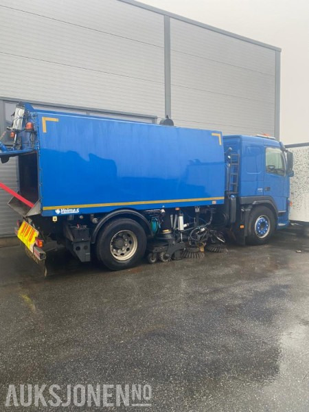 2008 Volvo FM300 4X2 VX 800 Beam Feiebil - Utcaseprő gép: 3 kép. 2008 Volvo FM300 4X2 VX 800 Beam Feiebil - Utcaseprő gép: 3 kép.