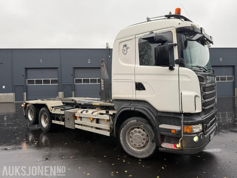 2009 Scania R480 KROKBIL/JOABKROK. - Horgos rakodó teherautó: 2 kép. 2009 Scania R480 KROKBIL/JOABKROK. - Horgos rakodó teherautó: 2 kép.